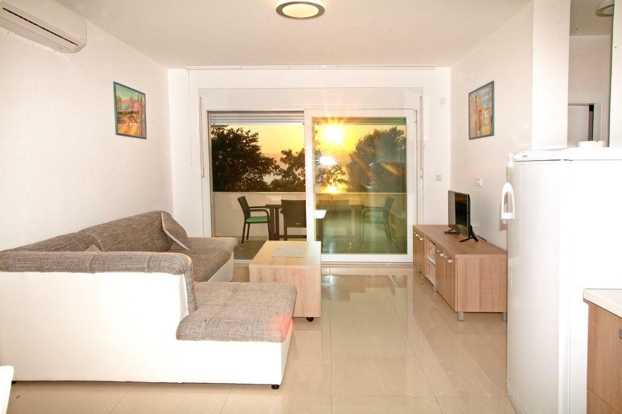 Apartma Maslina Ii *
