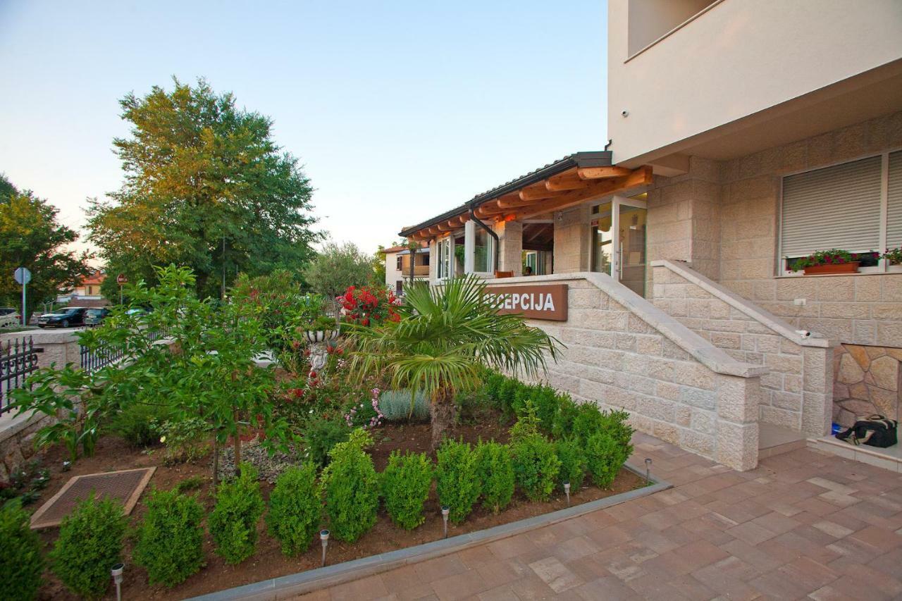 Apartma Maslina Ii Njivice