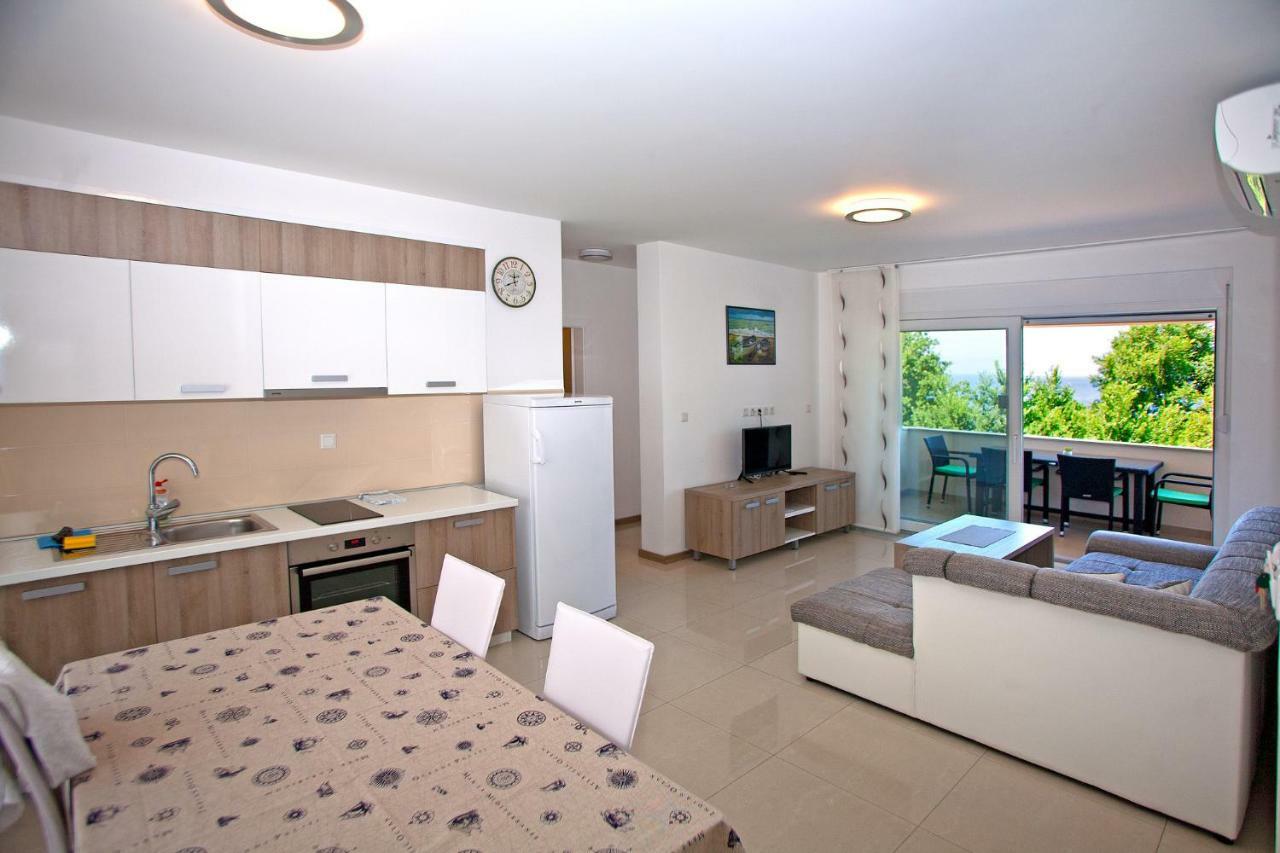 Maslina Ii Apartma Njivice